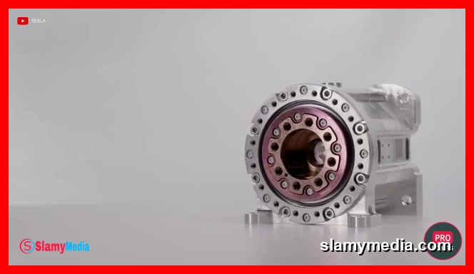 Scene 1 from Why Atlas Will Outwork Every Other Humanoid (Tesla Included)