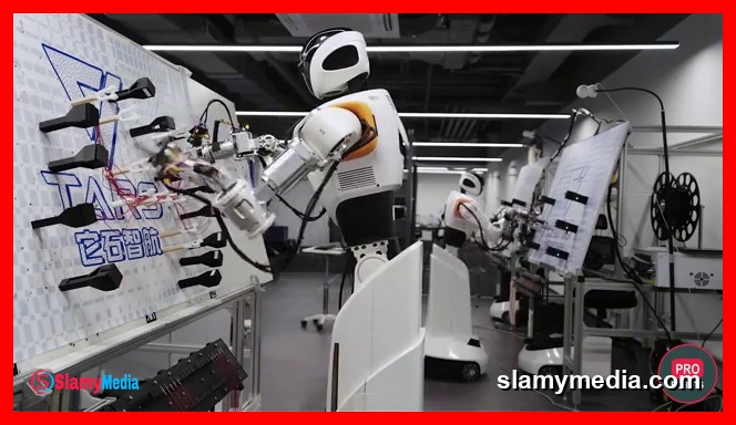 រូបភាពទាក់ទងនឹង Why Every Tech Expert is Now Watching This New AI Robot (5)