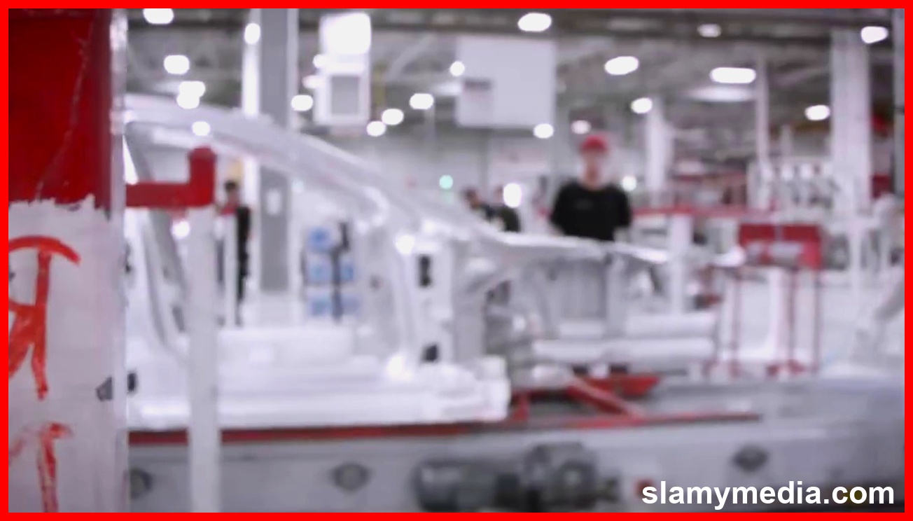 រូបភាពទាក់ទងនឹង Tesla Unveils Revolutionary Semi-Factory: 3D Production Redefines Manufacturing (3)