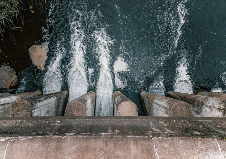 Hoover Dam Construction: A Tale of Engineering and Tragedy