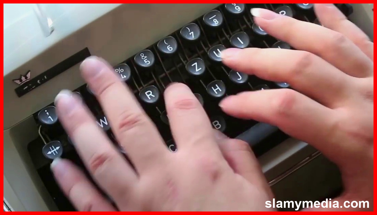 រូបភាពទាក់ទងនឹង Why Your Keyboard Isn't in Alphabetical Order (5)