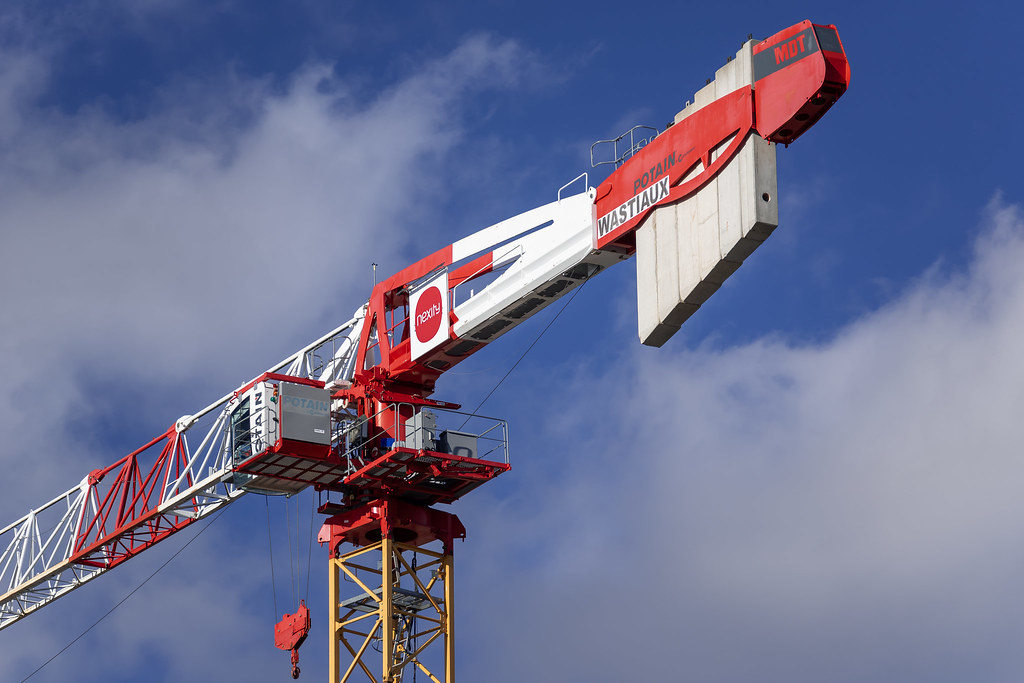 Drones to Diplomas: How Russia’s Largest Private University is Linked to a $25M Essay Mill - Detailed View